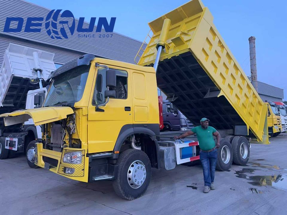 Der Kunde von Gabon besuchte die Sinotruk Factory