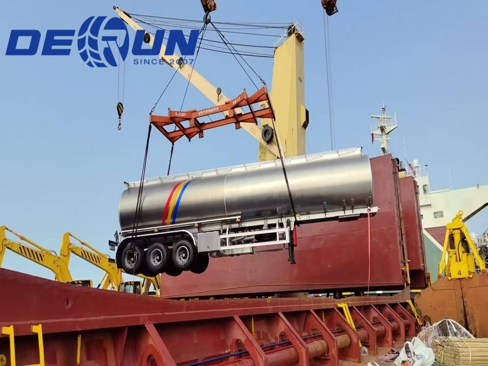 Derun Drei-Achsen-Aluminium-Legierungs Öltank Semi-Anhänger nach Argentinien verschifft