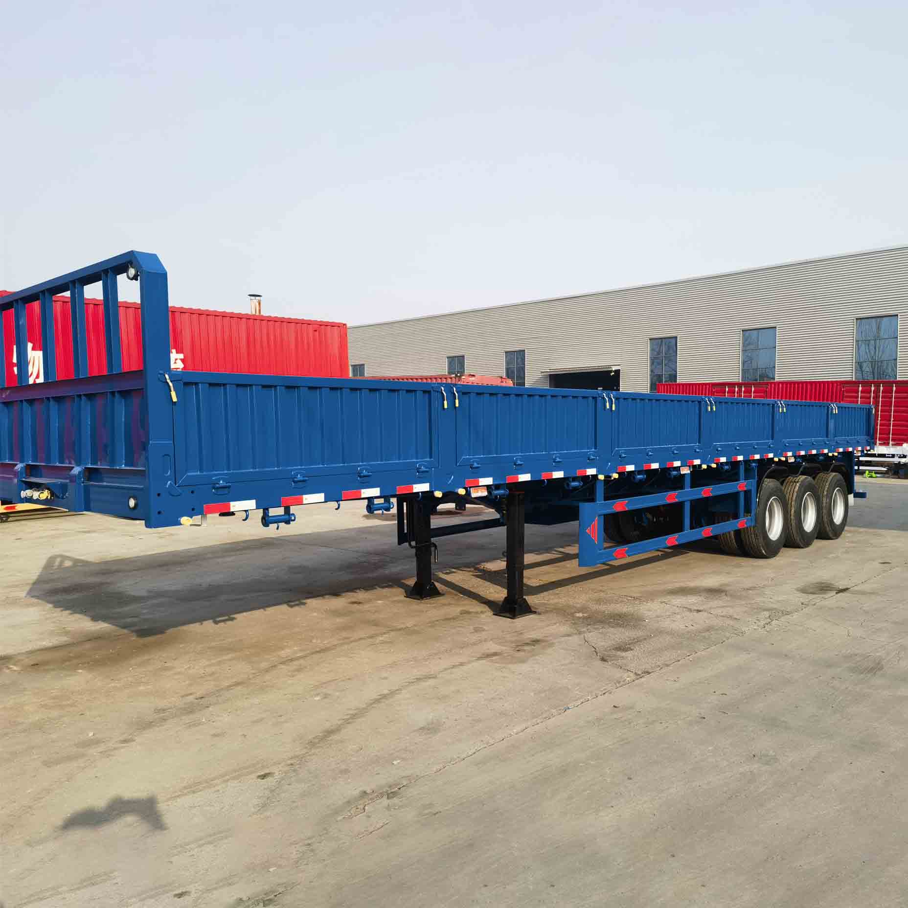 Derun Drei-Achsen-Dropside-Halbanhänger für Algerien entwickelt